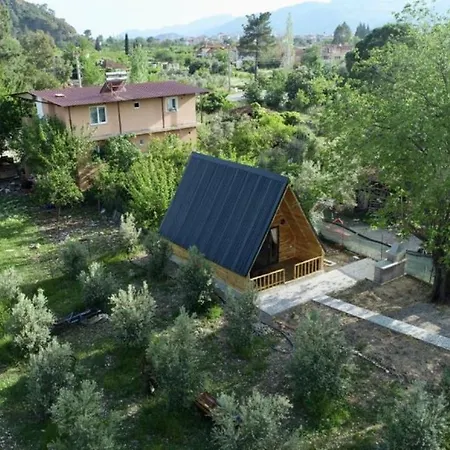 Dom wakacyjny Peaceful Bungalow With Garden In Mugla Ortaca